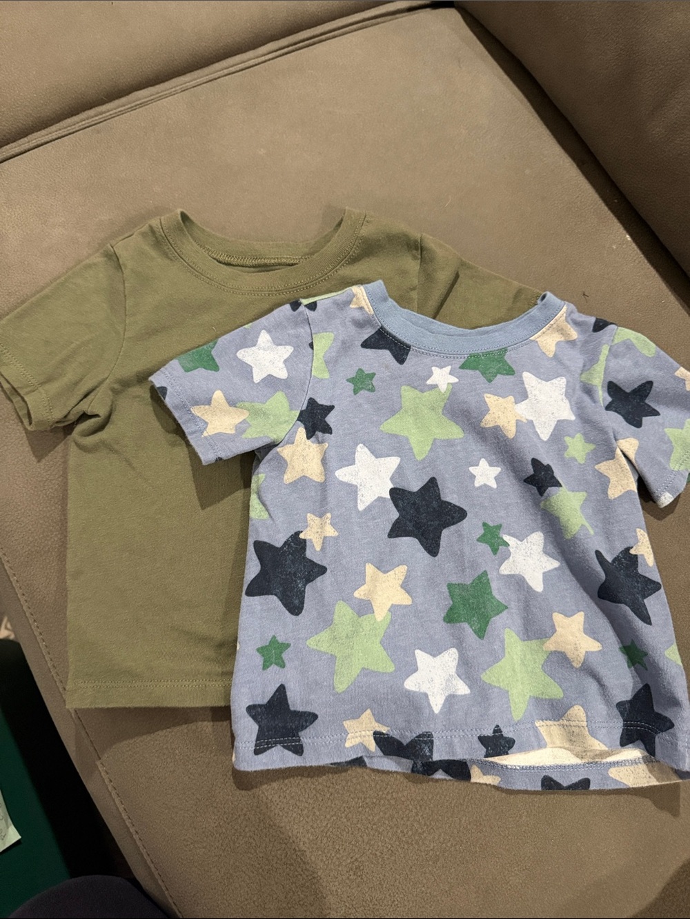 2 TEES- Garanimals Boys Star Print Tee & Olive Short Sleeve Top